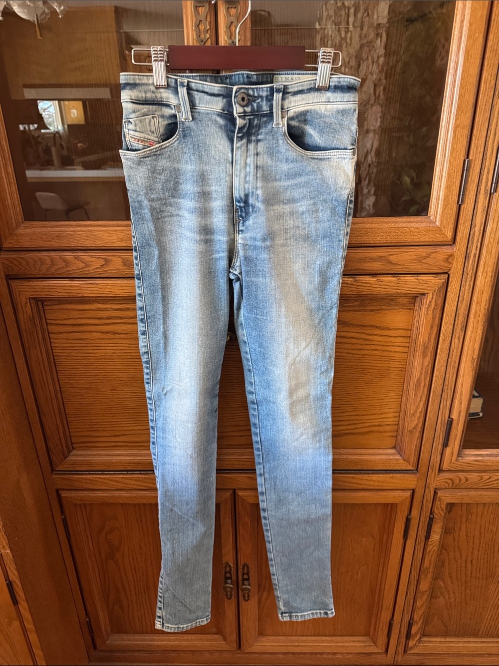 Light Wash Skinny Jeans - Classic Blue Denim